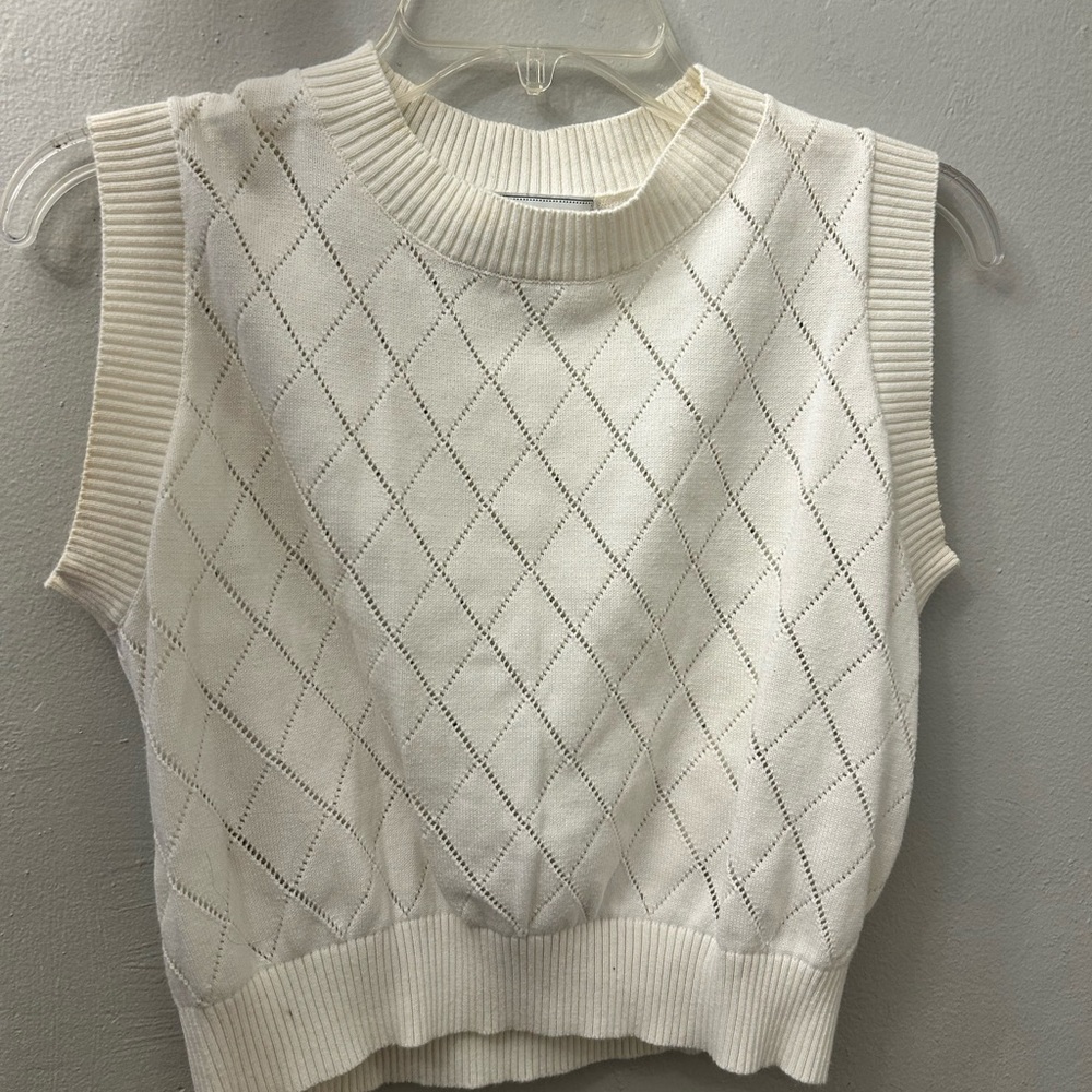 Cropped Cream Knit Sweater Vest
